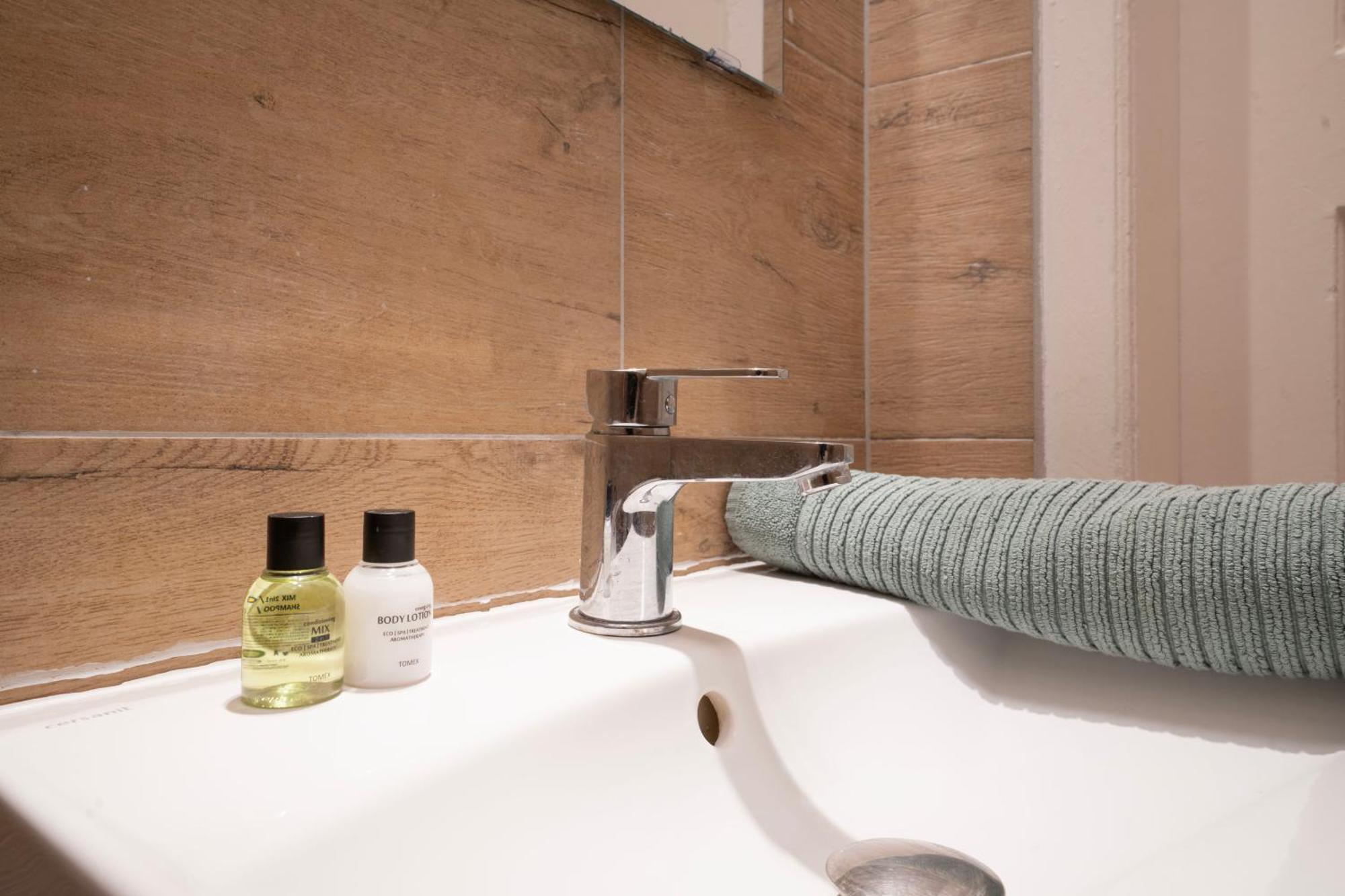 The Grove Hideaway Central 2Br Retreat 부다페스트 외부 사진